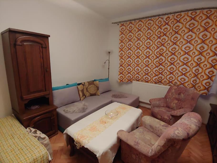 Marta P Apartment *